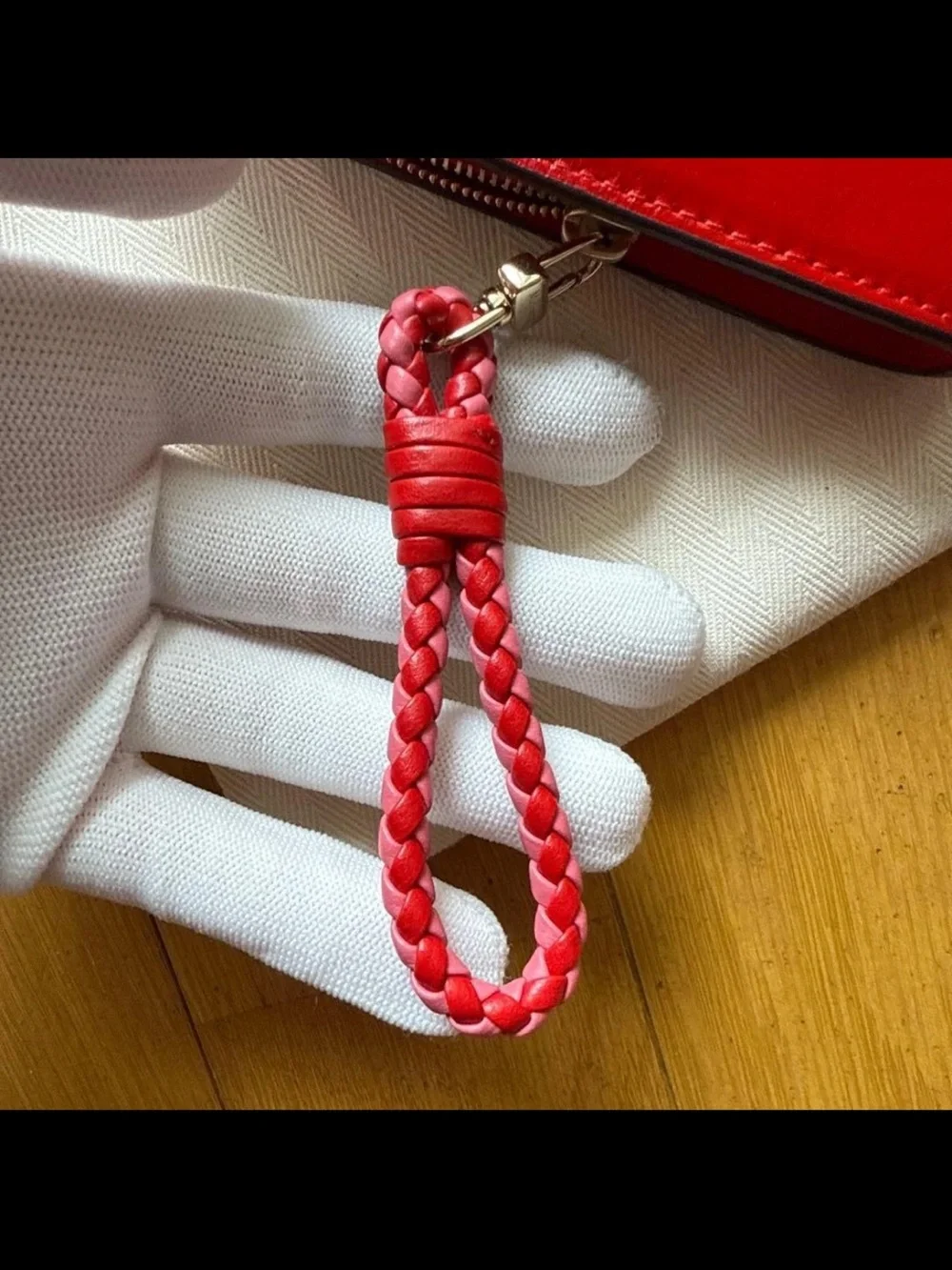 Mulberry Red Leather Shoulder Bag with Gold Chain Strap